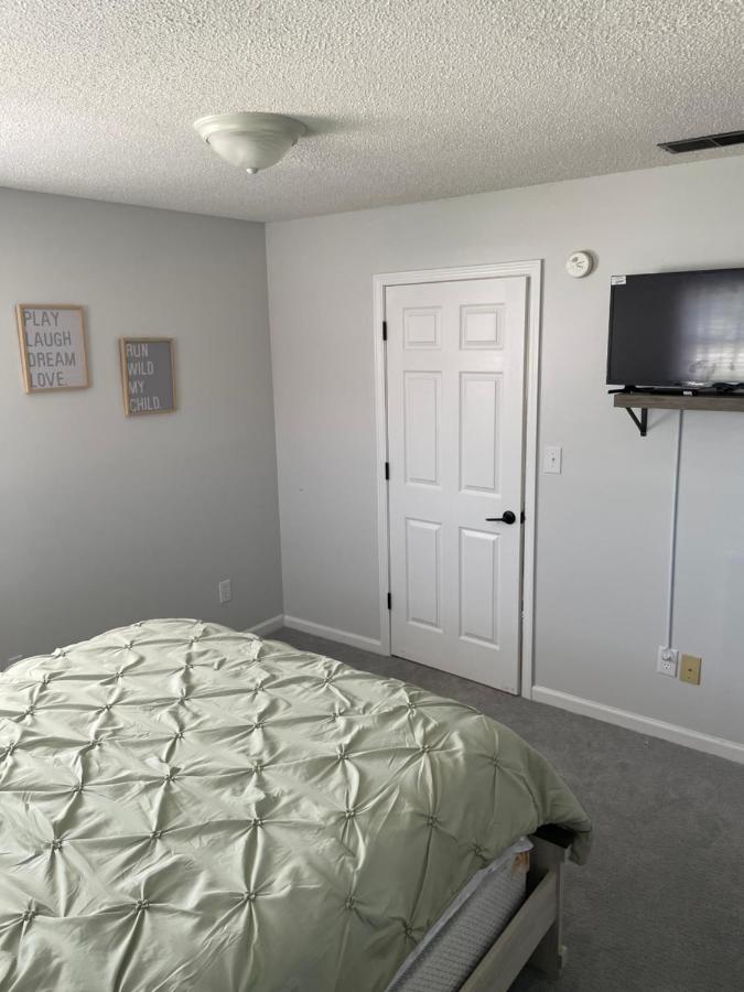 Spacious 1King Bd/2Queen Bd/* 1 Mile From I-85 Lexington Buitenkant foto