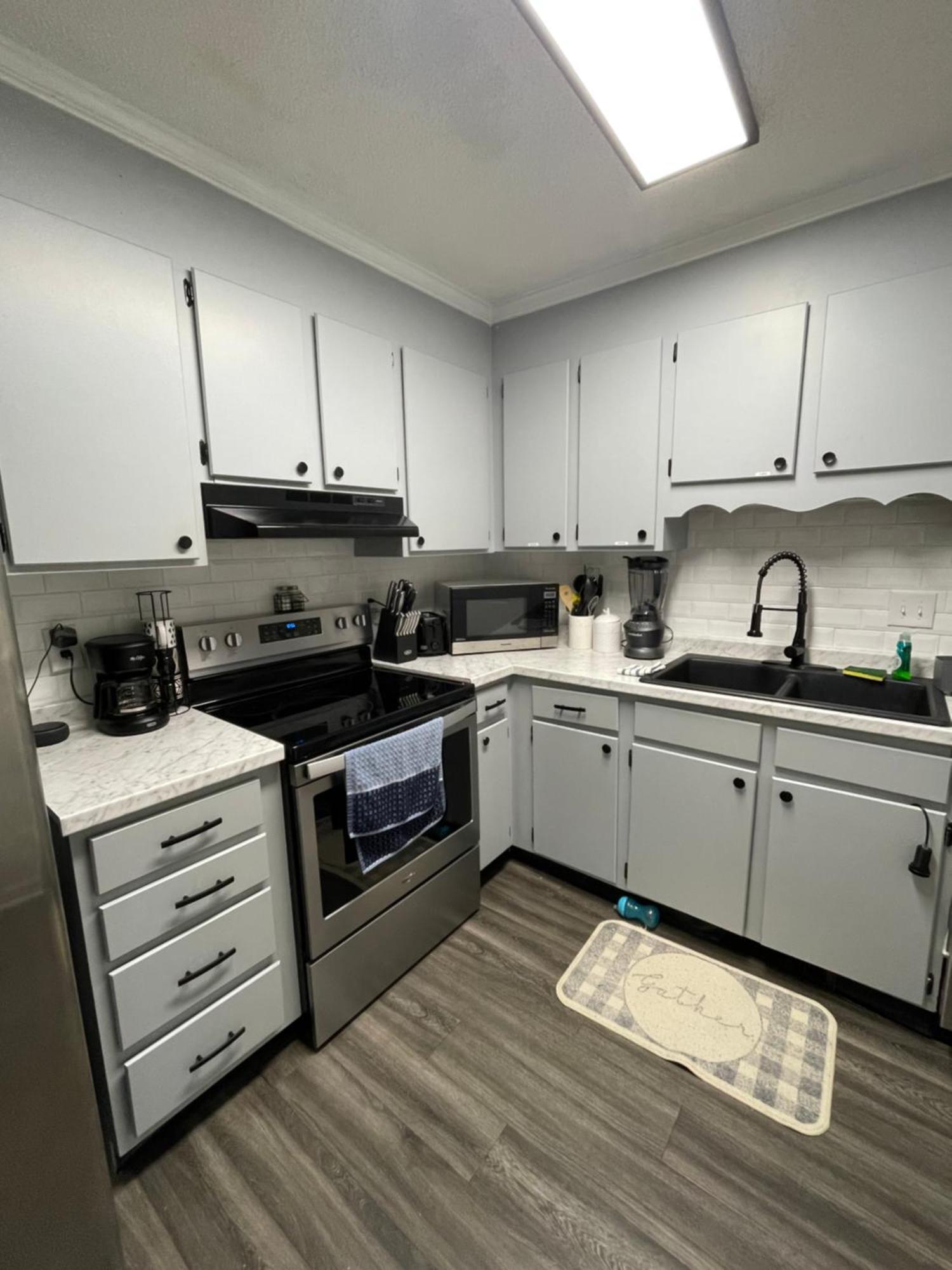 Spacious 1King Bd/2Queen Bd/* 1 Mile From I-85 Lexington Buitenkant foto
